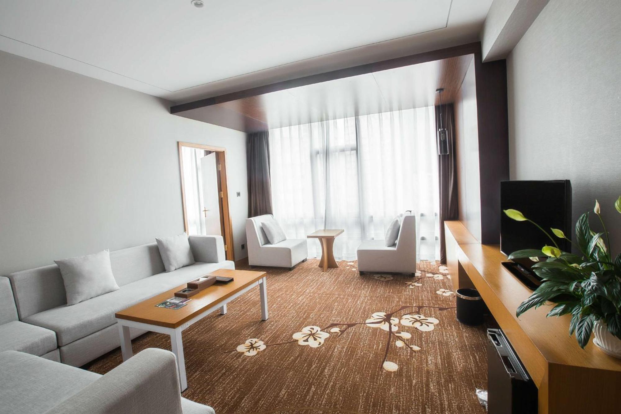 Hilton Garden Inn Guiyang Yunyan Exterior photo
